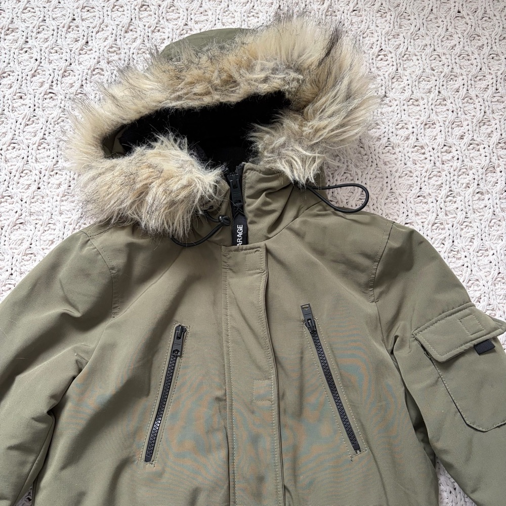 Garage Women’s Winter Coat - Army Green with Faux Fur Hood - Size Small - Picture 5 of 16